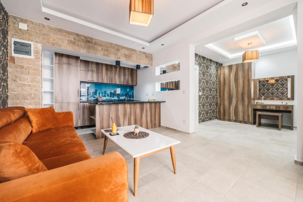 Barjaktar - Luxury Suites & Spa Ulcinj Exterior photo